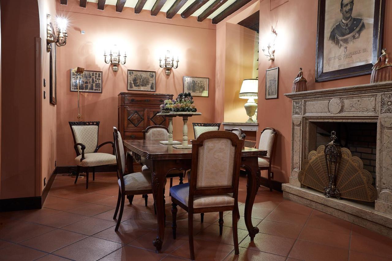 Albergo Trattoria Il Leone Pomponesco Esterno foto