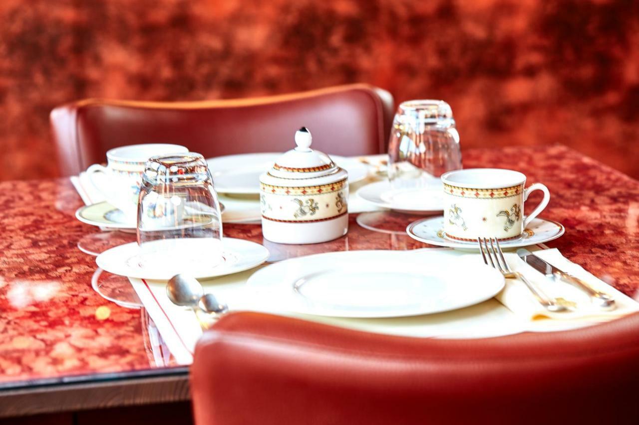 Albergo Trattoria Il Leone Pomponesco Esterno foto